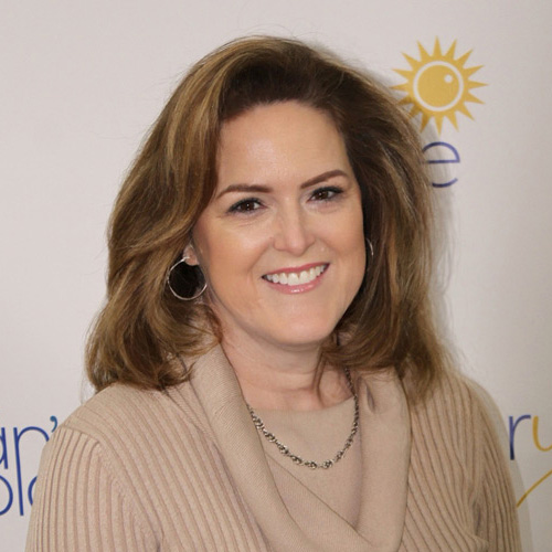 Laura Money headshot